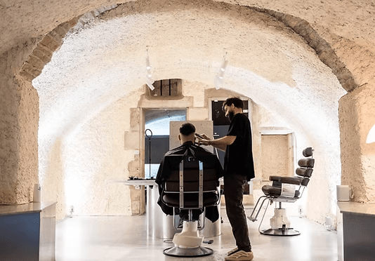 Intérieur du salon Bou Bou